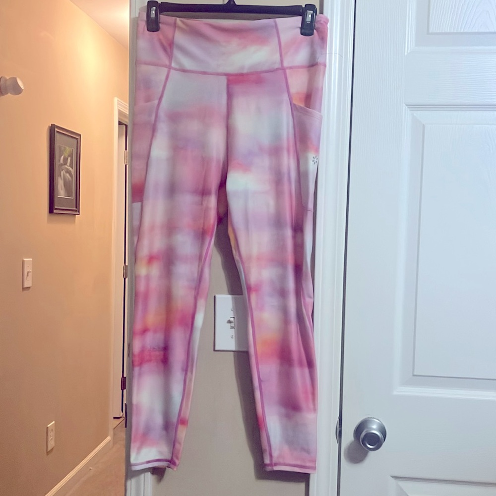 NWOT Adorable colorful workout pants pink/orange/purple by Nine West size L
